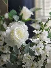 Load image into Gallery viewer, Elegant Serenity