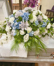 Load image into Gallery viewer, Small Caskin Spray