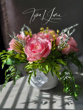 Load image into Gallery viewer, Romantic Hollywood