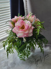 Load image into Gallery viewer, Rosa Rosa