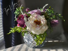 Load image into Gallery viewer, Lovely You