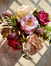 Load image into Gallery viewer, Lovely You