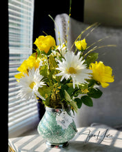Load image into Gallery viewer, Daisy Doo