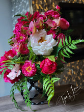 Load image into Gallery viewer, Lady Mazell