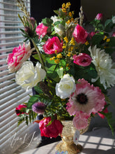 Load image into Gallery viewer, Mrs. Martha