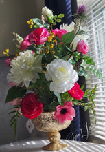 Load image into Gallery viewer, Mrs. Martha