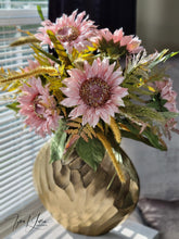 Load image into Gallery viewer, Sassy Girl