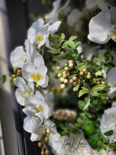 Load image into Gallery viewer, Eve of Madame