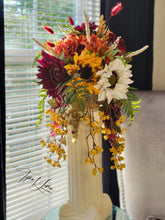 Load image into Gallery viewer, Aurelia