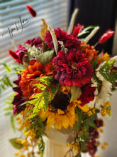 Load image into Gallery viewer, Aurelia