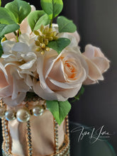 Load image into Gallery viewer, Lady Anne