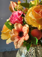 Load image into Gallery viewer, Pretty Garden