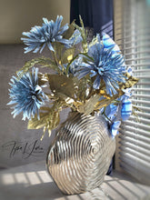 Load image into Gallery viewer, Luna