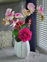 Load image into Gallery viewer, Essenly Raspberria