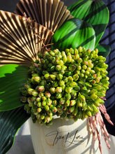 Load image into Gallery viewer, She is Chic