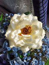 Load image into Gallery viewer, Romantic Blooms