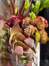 Load image into Gallery viewer, Desiree