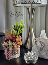 Load image into Gallery viewer, Desiree