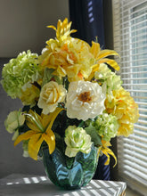 Load image into Gallery viewer, Buttercream Lime
