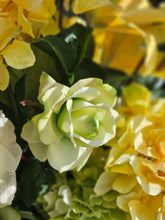 Load image into Gallery viewer, Buttercream Lime
